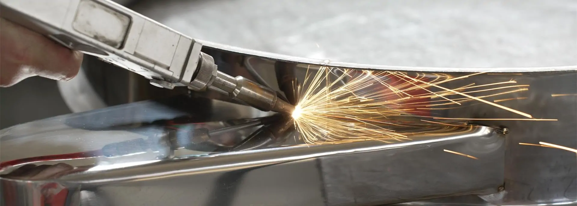 Vibrating Screen Manufacturer for Powder & Bulk Material Processing