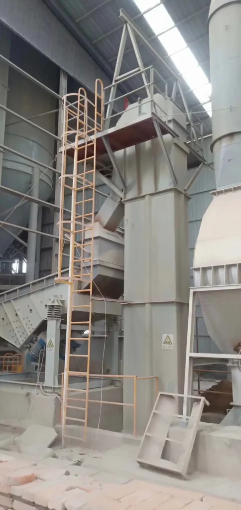 Kepçeli Elevatör Konveyörü