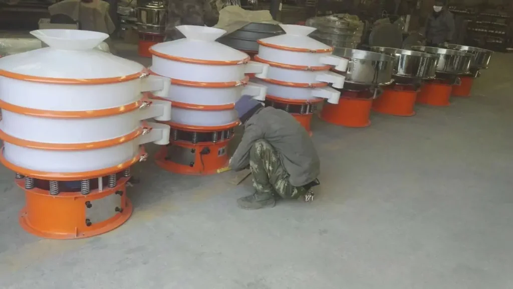 What Is a Plastic Vibrating Screen?